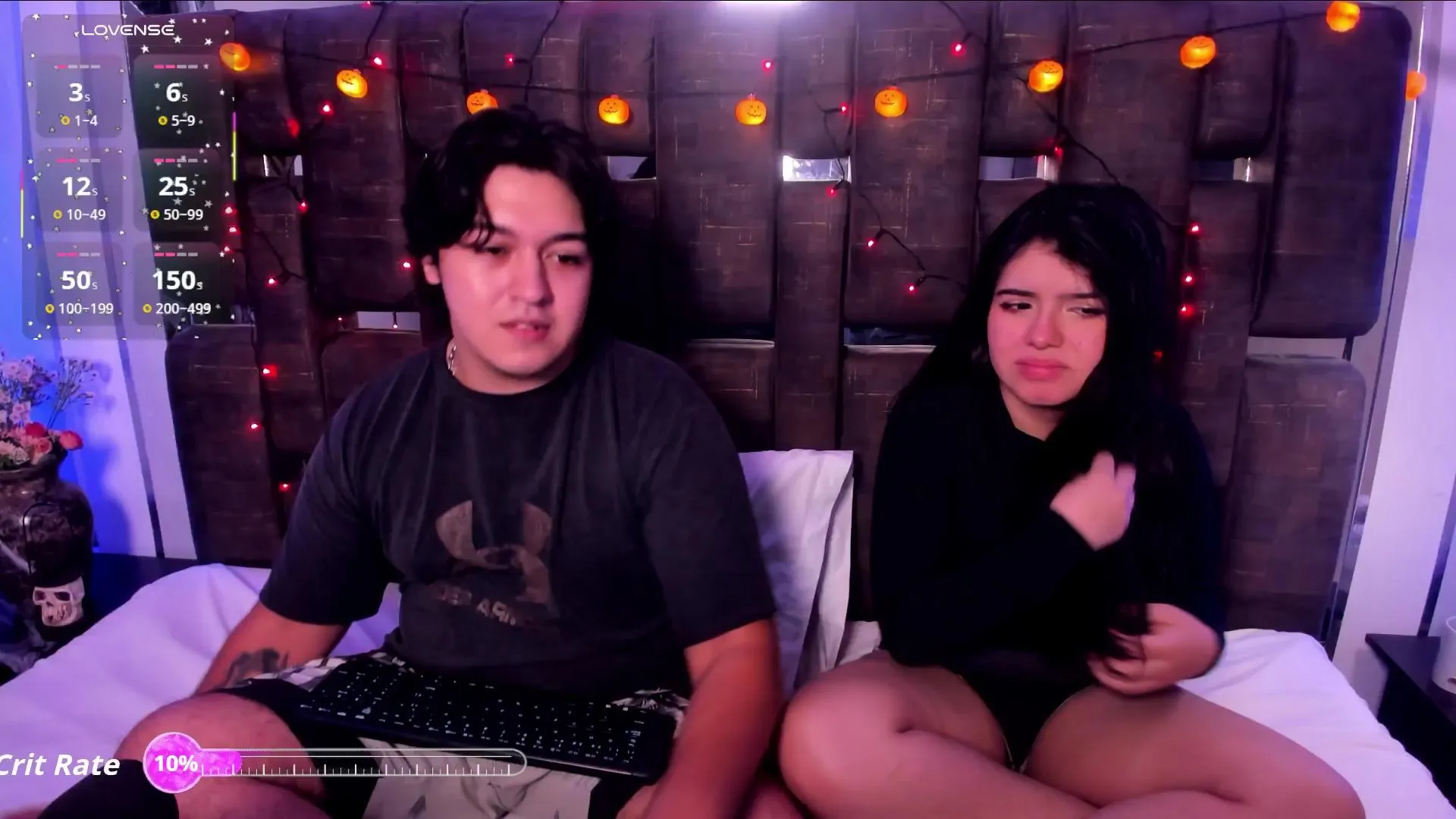 Offline EmilyANDrew on Cam4