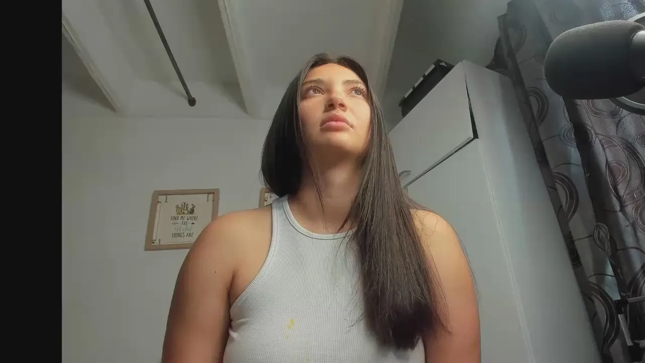 Offline emilyjang on Cam4