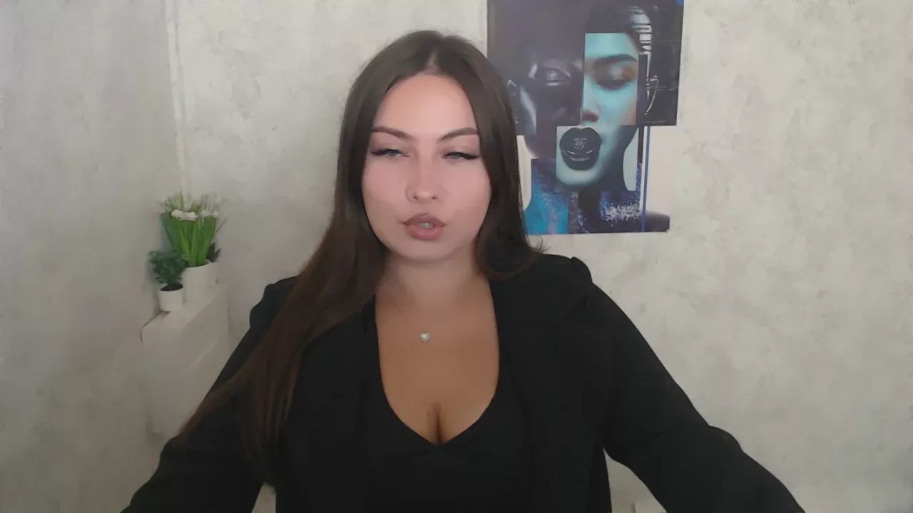 Offline EmiStern_ on Cam4