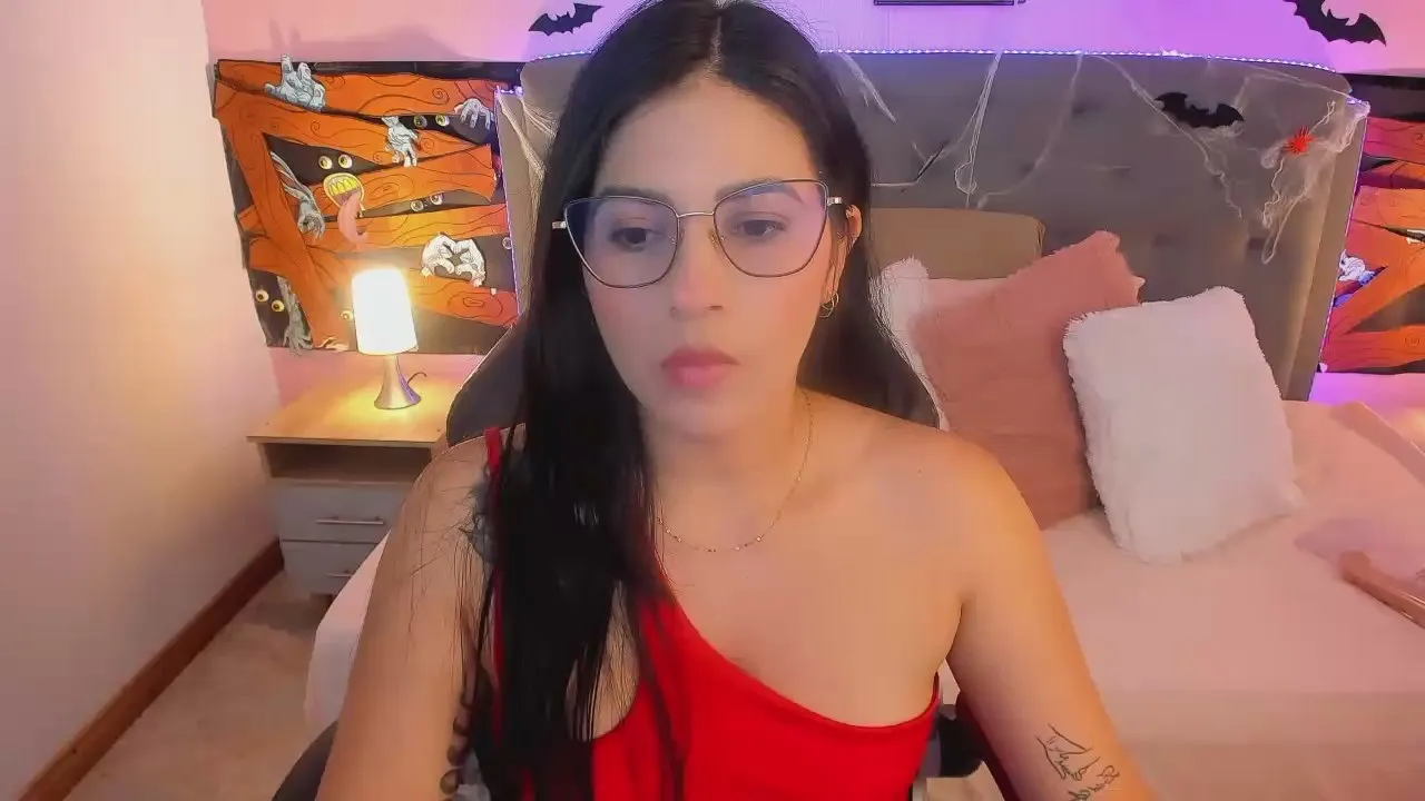 Offline emma_adams_ on Cam4