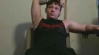 Offline Eskolhandsome on Cam4