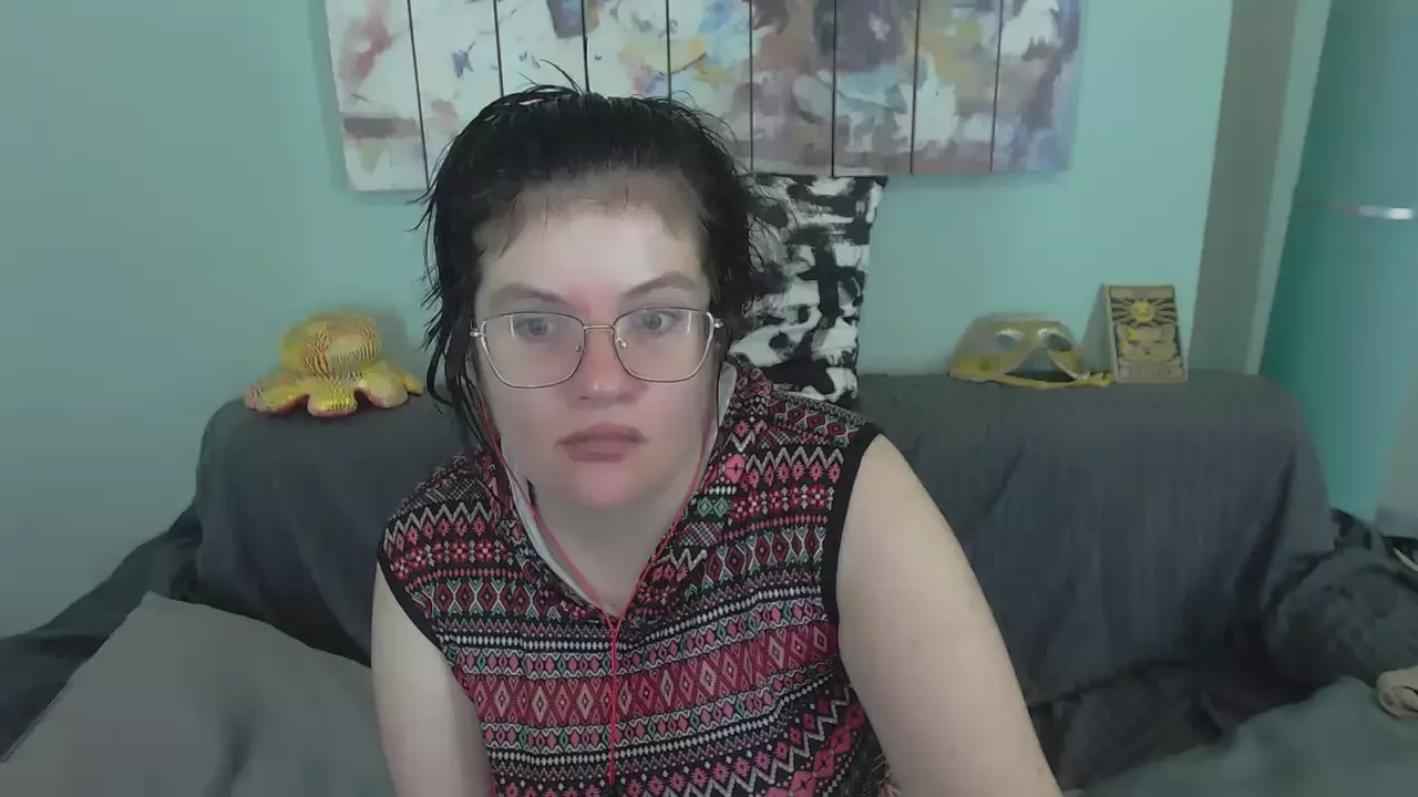 Offline Everlie on Cam4