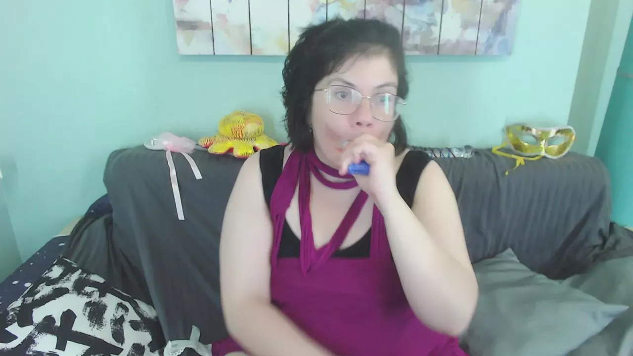 Offline Everlie on Cam4