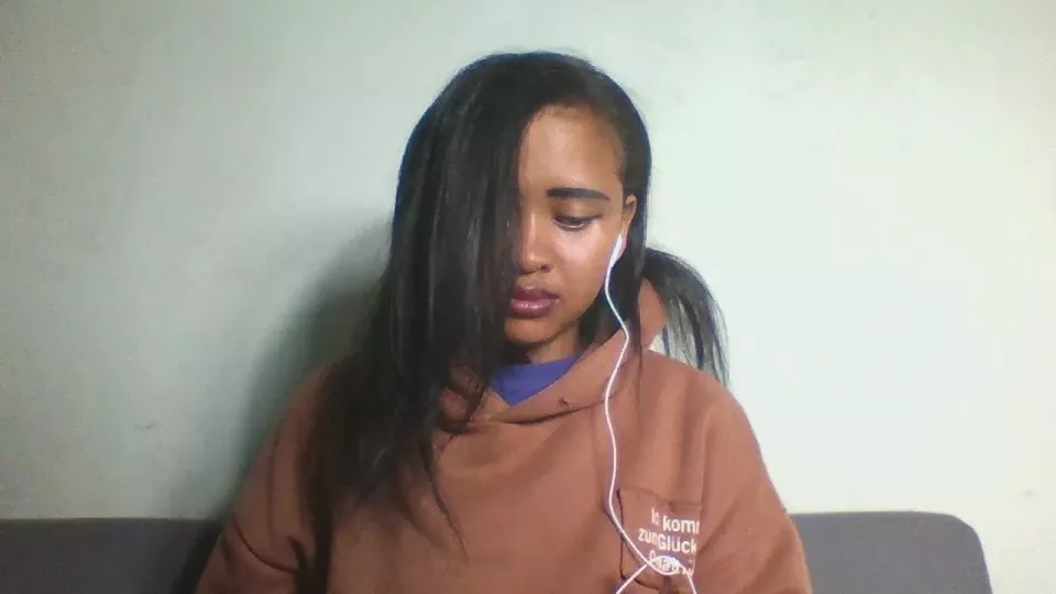 Offline Fah_sexy on Cam4