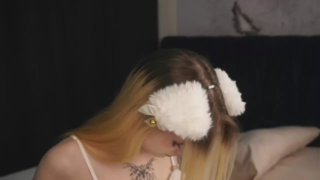 Offline FannyCordery on Cam4