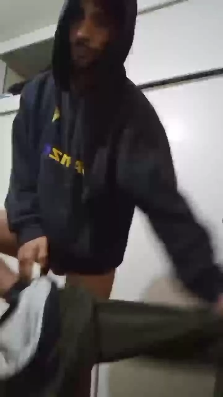 Offline fantom37 on Cam4