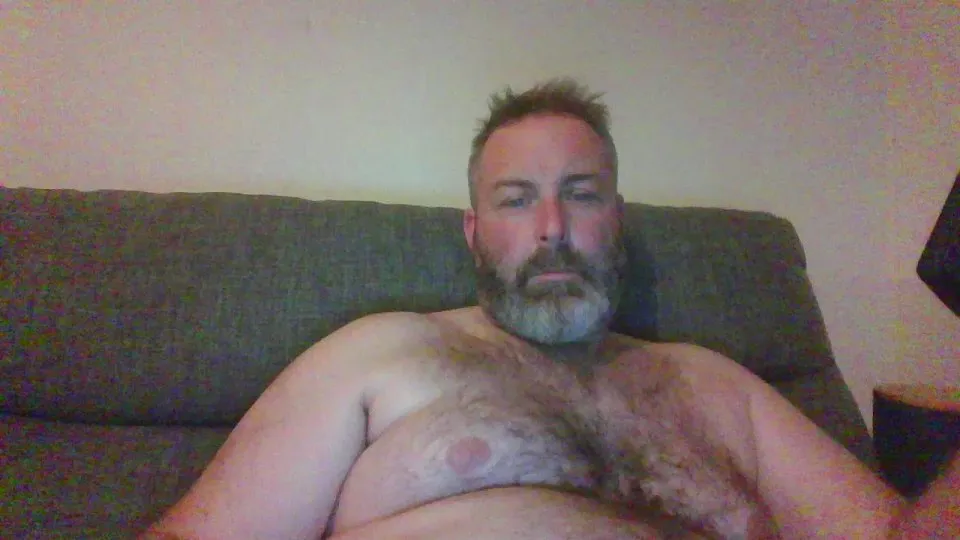 Offline Feature_me on Cam4