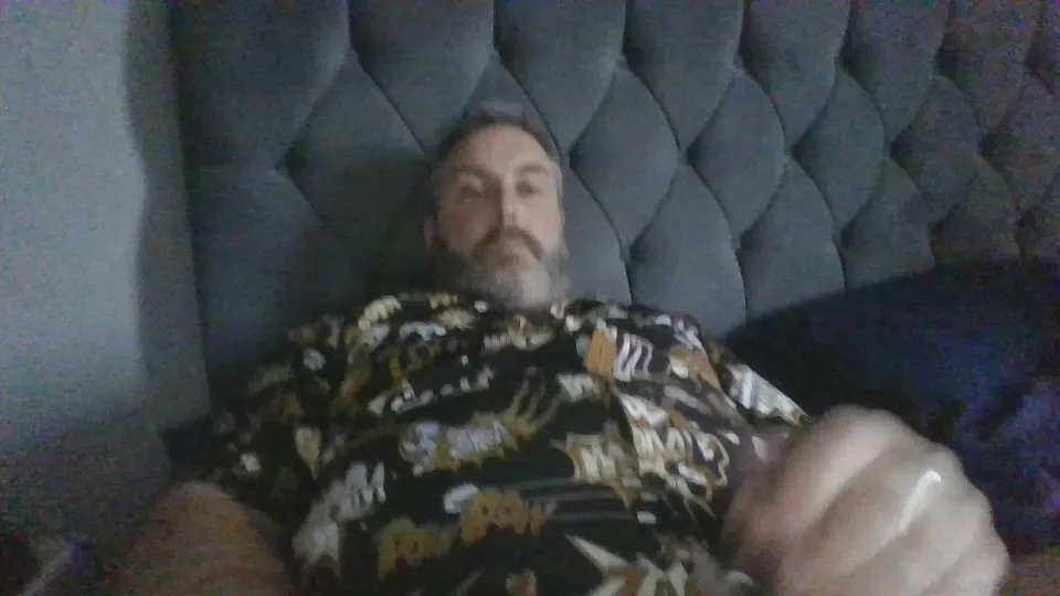 Offline Feature_me on Cam4