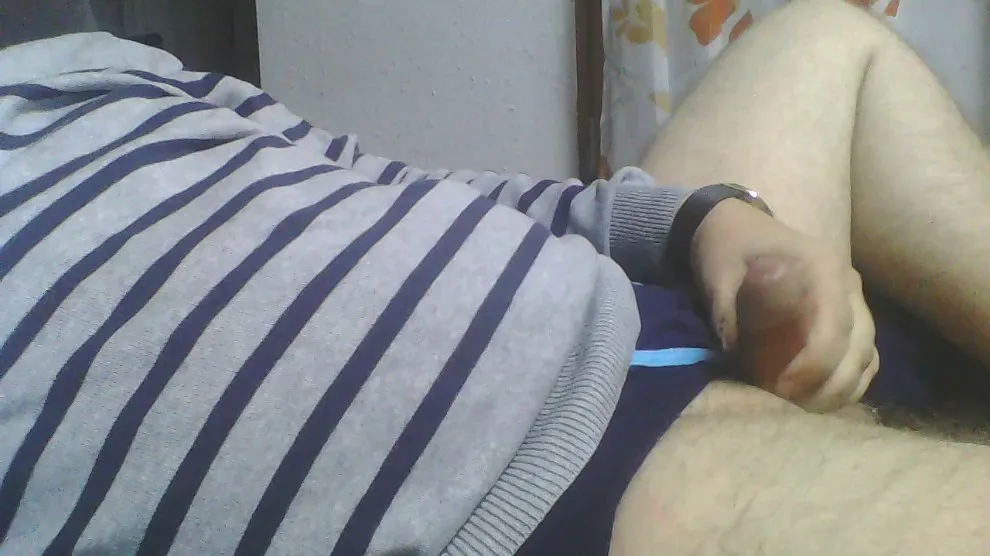 Offline feelfree0 on Cam4