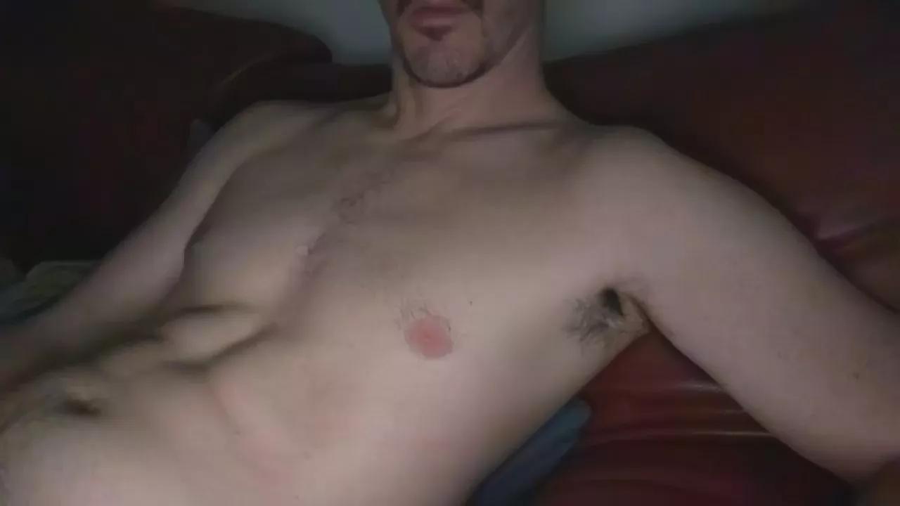 fefdrond from Cam4