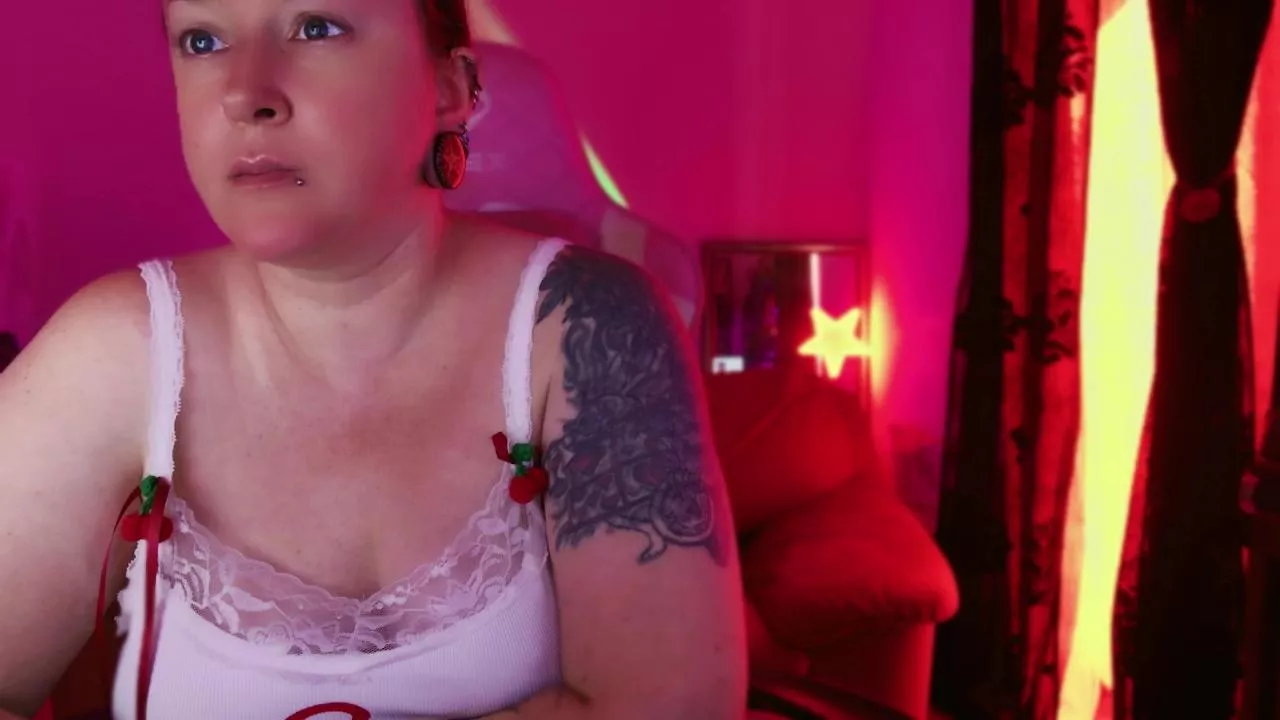 Offline fetish_girl on Cam4