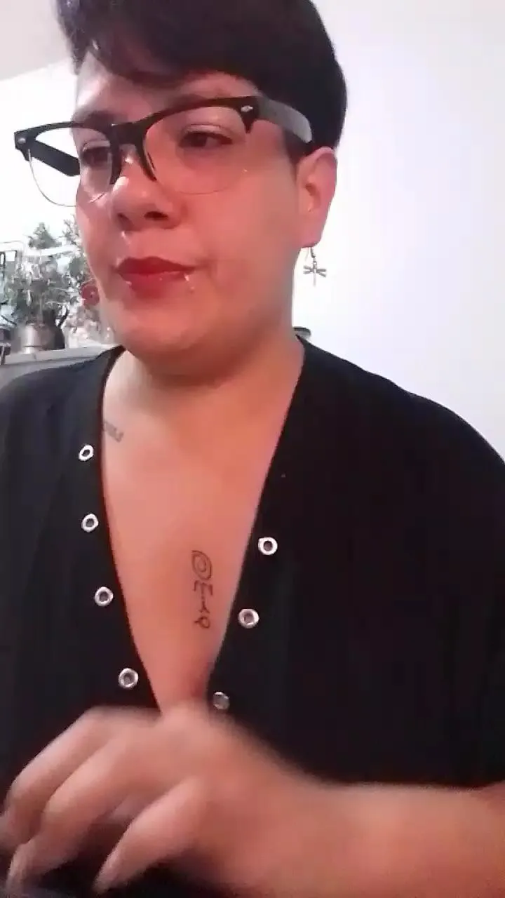 Offline Fetishdomm on Cam4