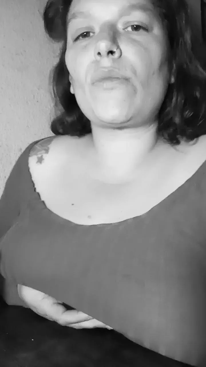 Offline Flordemorocha on Cam4