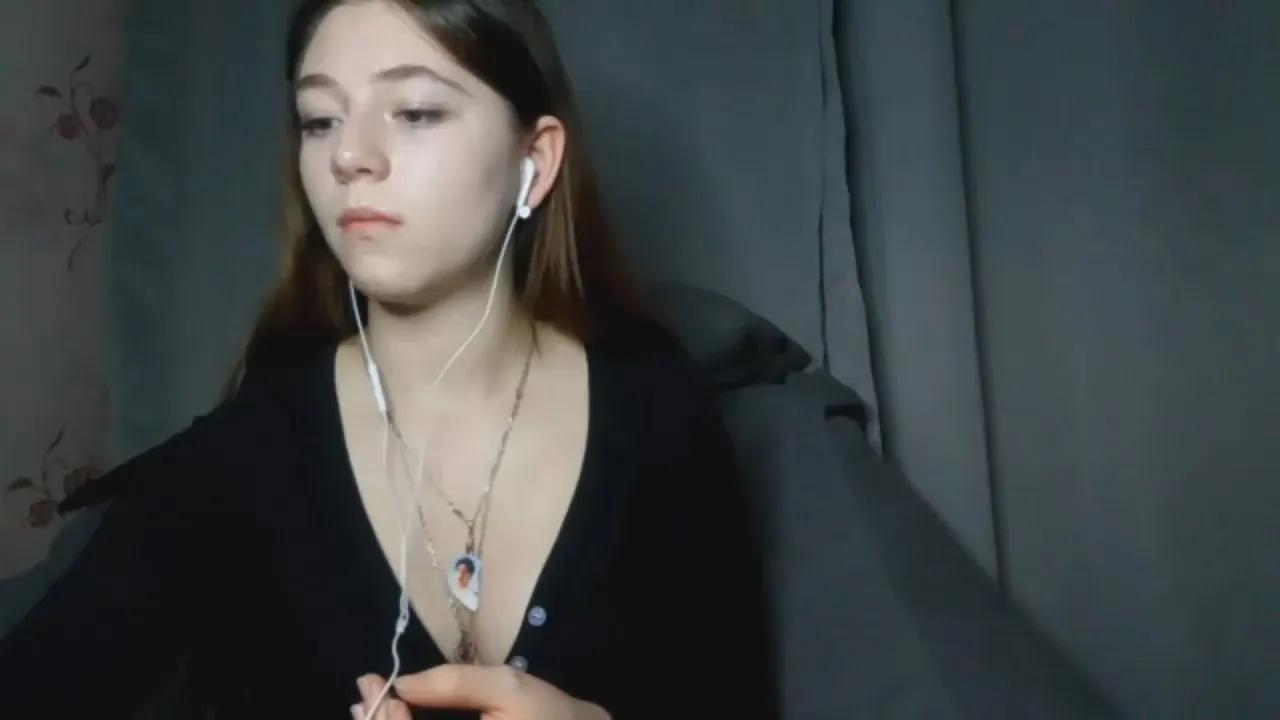 Offline FlorenceSi on Cam4