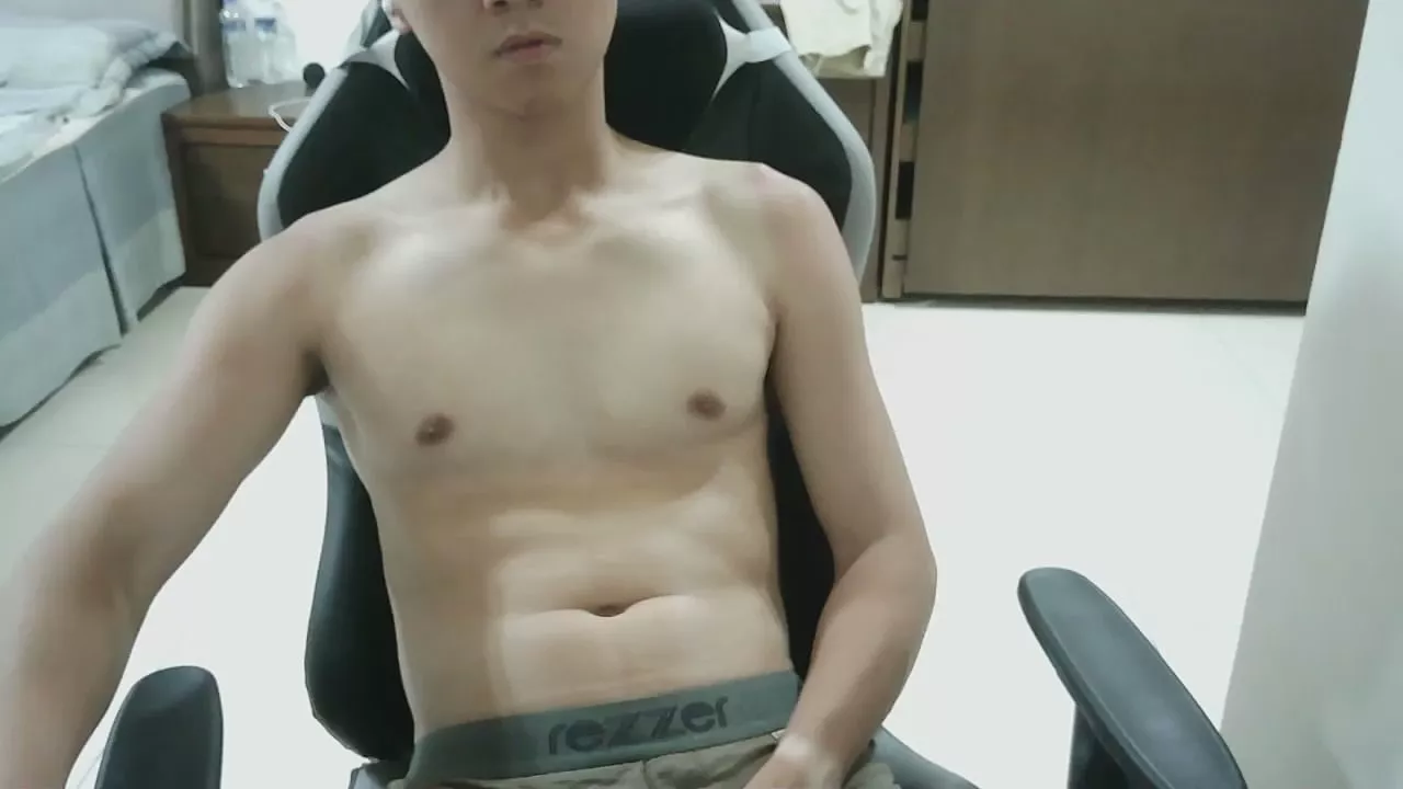 Offline focus1021 on Cam4