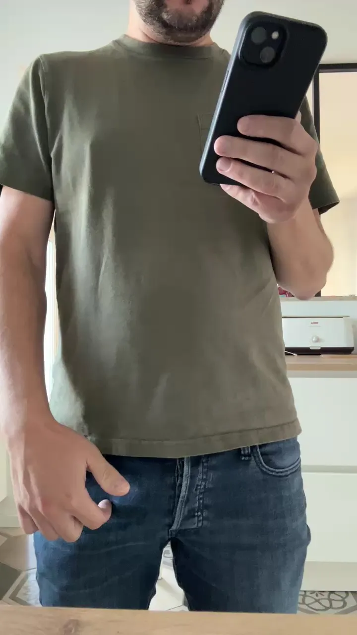 Offline FranzoseInFFM on Cam4