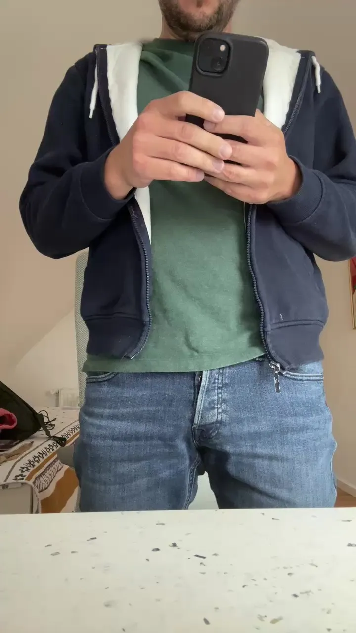 Offline FranzoseInFFM on Cam4