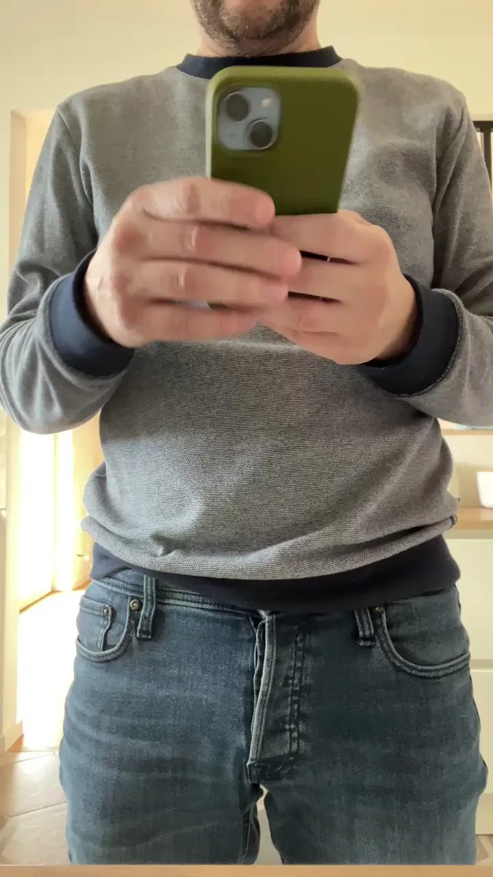 Offline FranzoseInFFM on Cam4