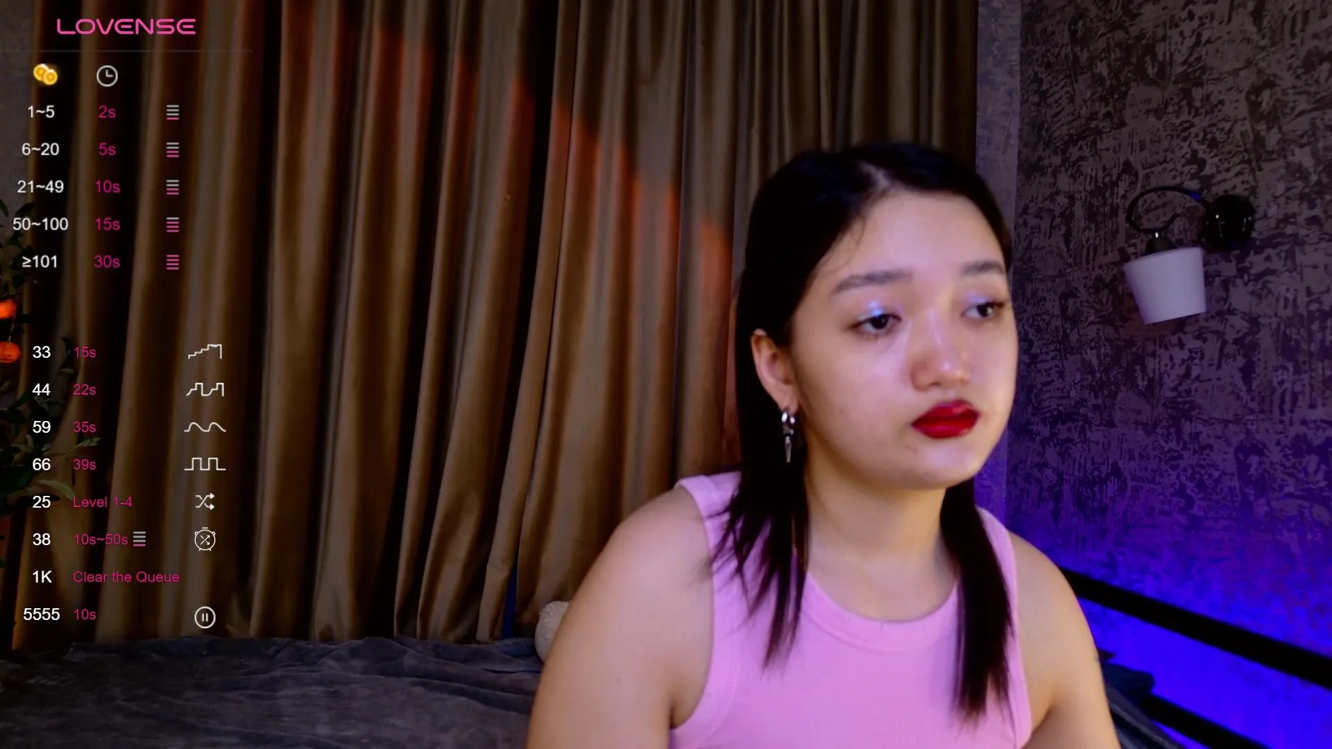 Offline FreyaRay on Cam4