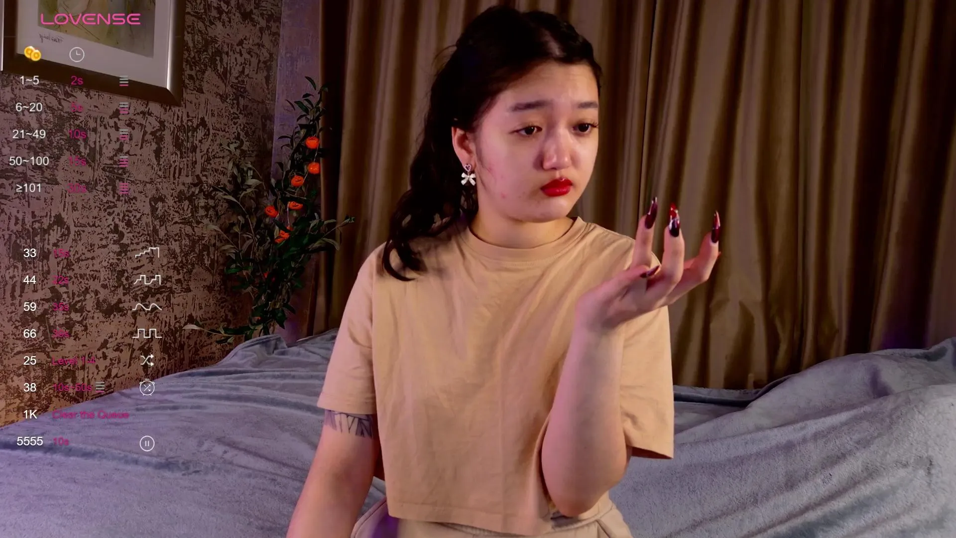 Offline FreyaRay on Cam4