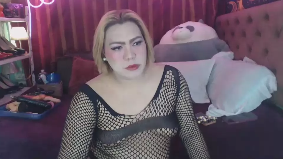 Offline FuckMachineGun on Cam4