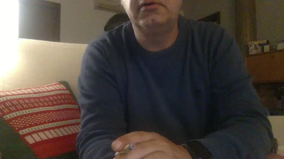 Offline futbolin84 on Cam4