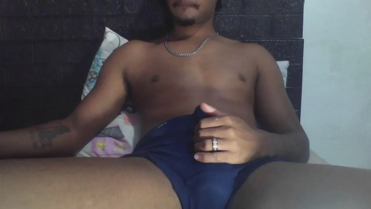 Offline gabriel5257 on Cam4