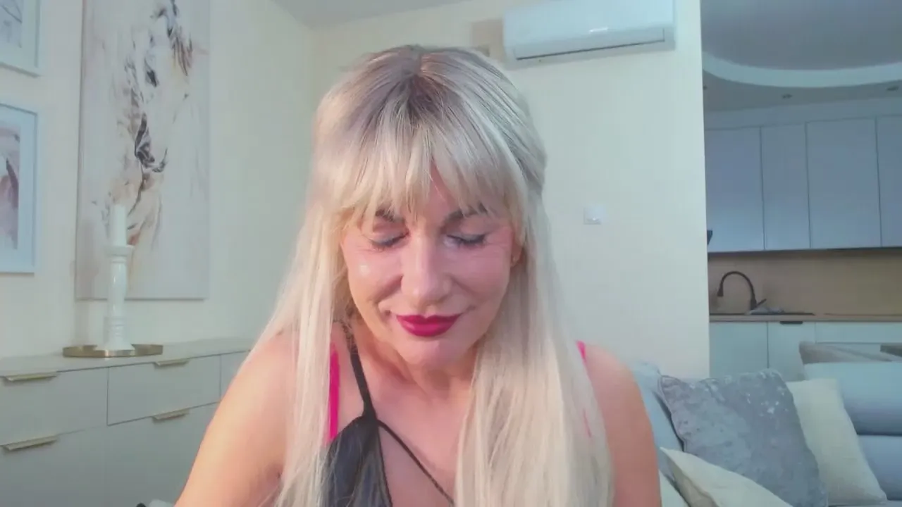 Offline GabrielleAngel on Cam4