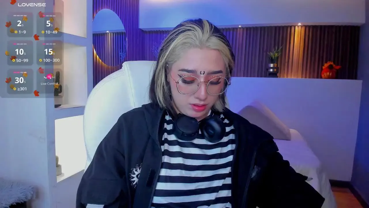 Offline GabyRose9 on Cam4