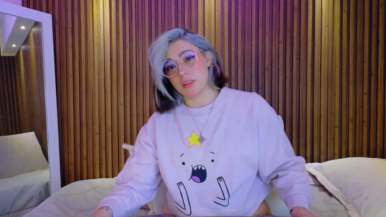 Offline GabyRose9 on Cam4