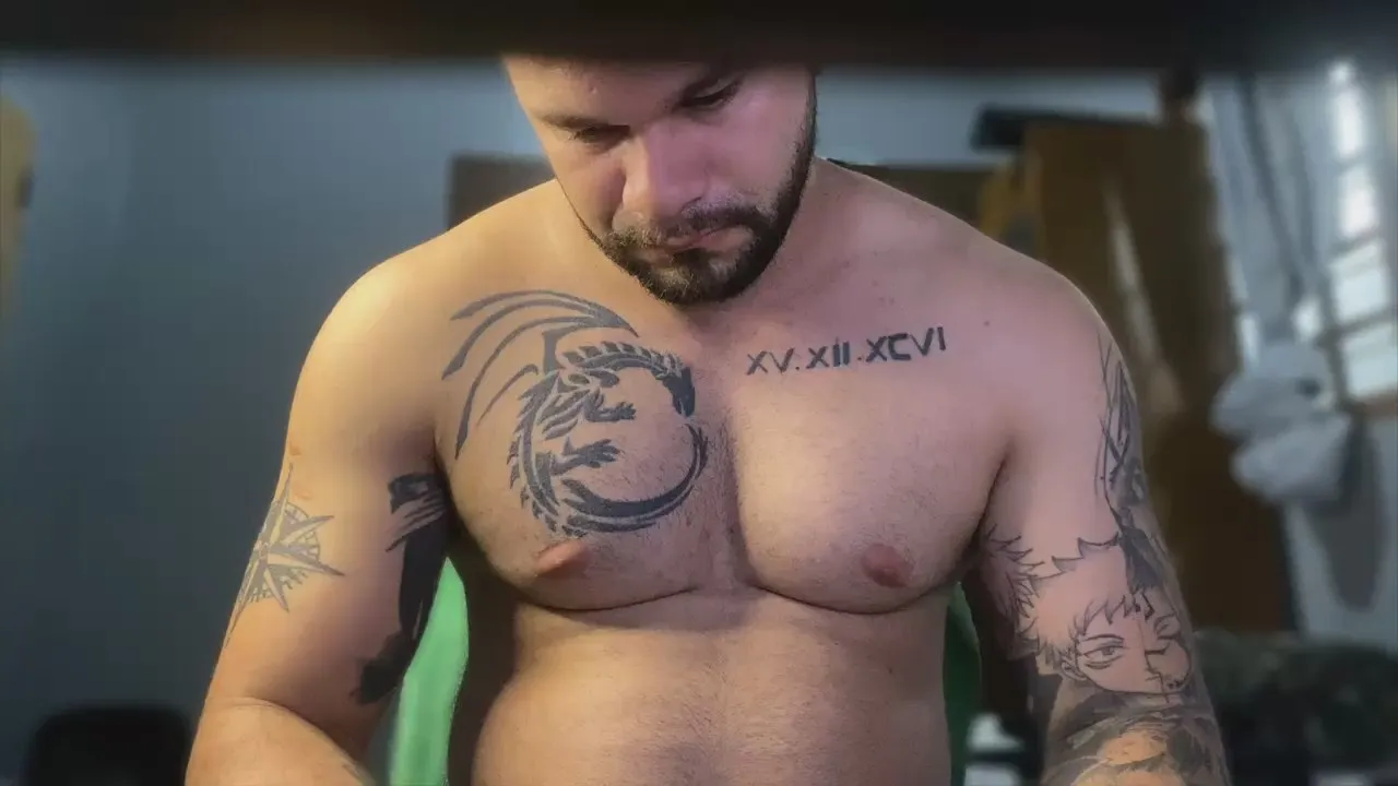 Offline gamer_lol03 on Cam4