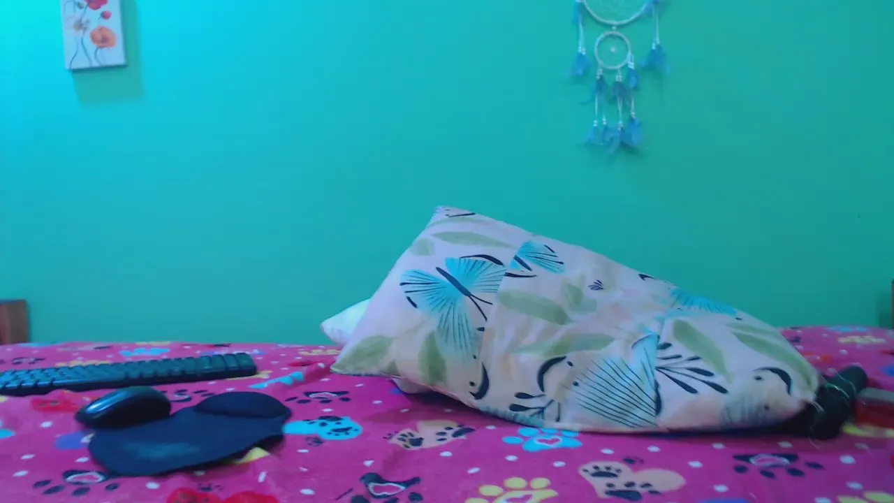 Offline gatitasexyga on Cam4