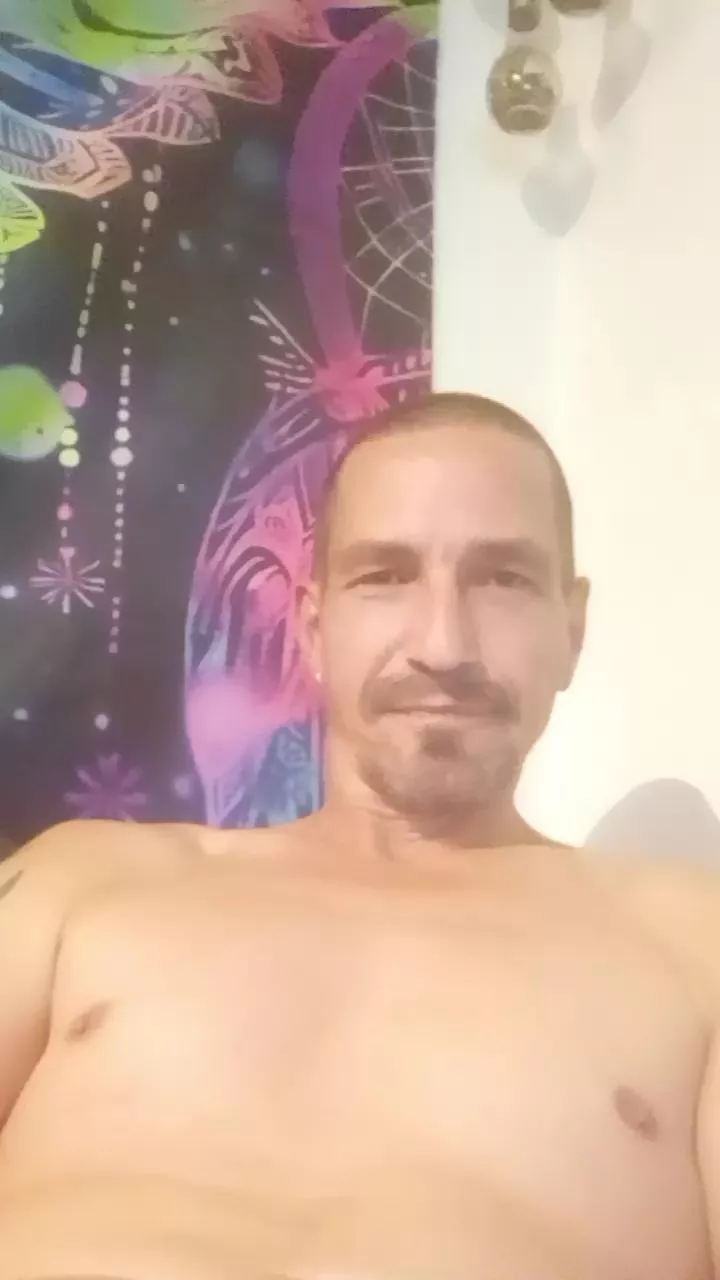 Offline GeilerKlausi35 on Cam4