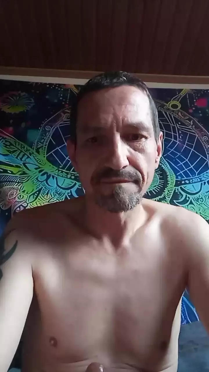 Offline GeilerKlausi35 on Cam4