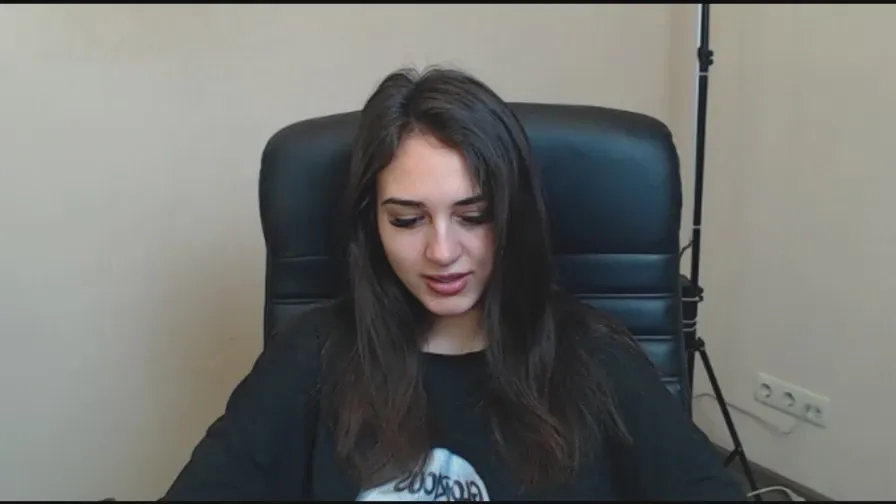 Offline gemma_arterton on Cam4