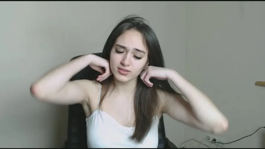 Offline gemma_arterton on Cam4