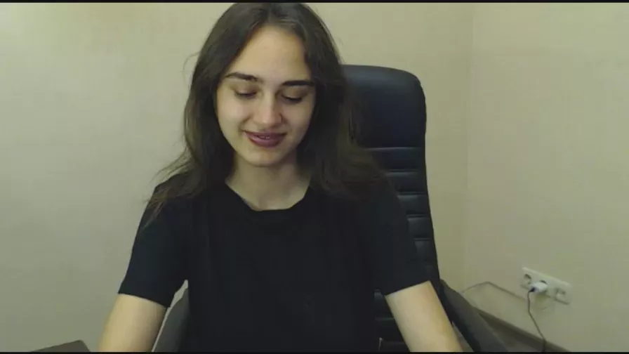 Offline gemma_arterton on Cam4