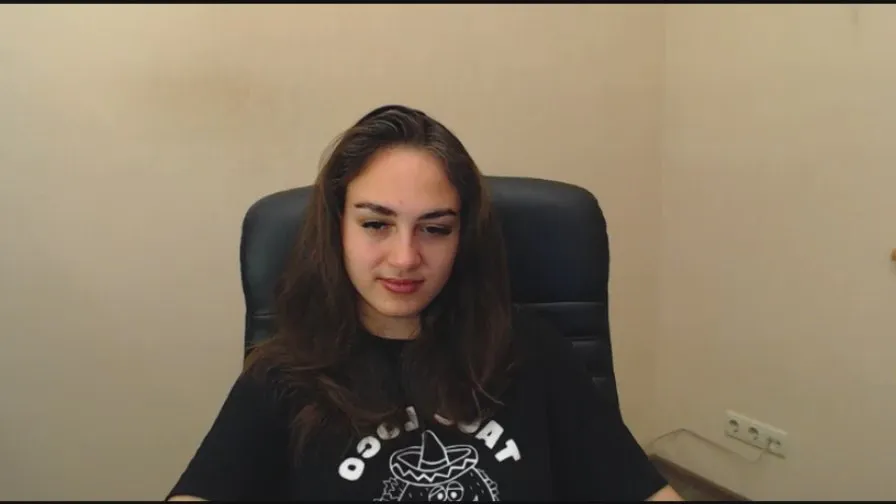 Offline gemma_arterton on Cam4