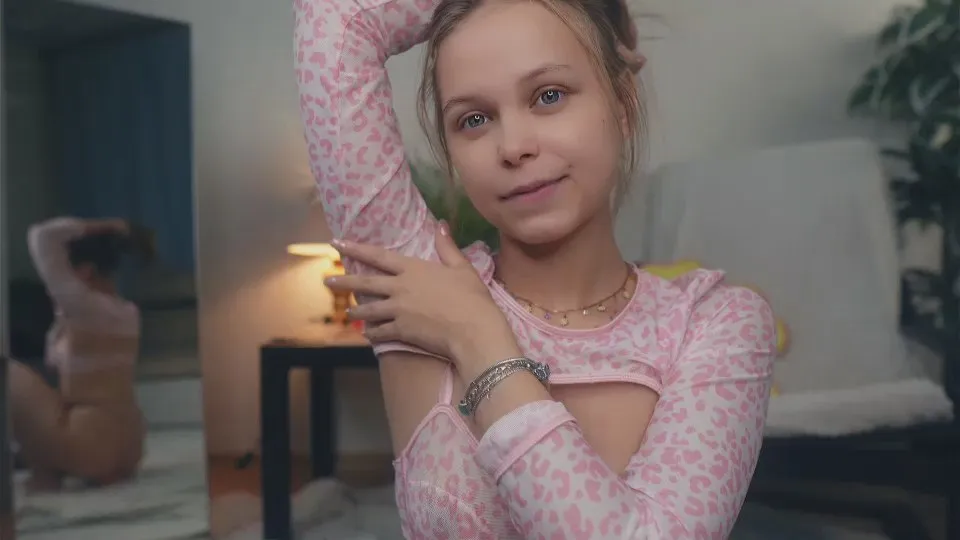 Offline GemmaFarabee on Cam4