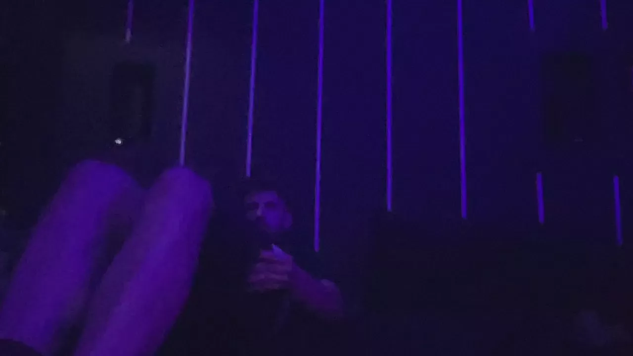 Offline GennyStefano on Cam4