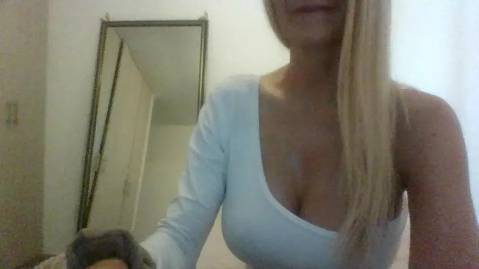 Offline ginaweb on Cam4