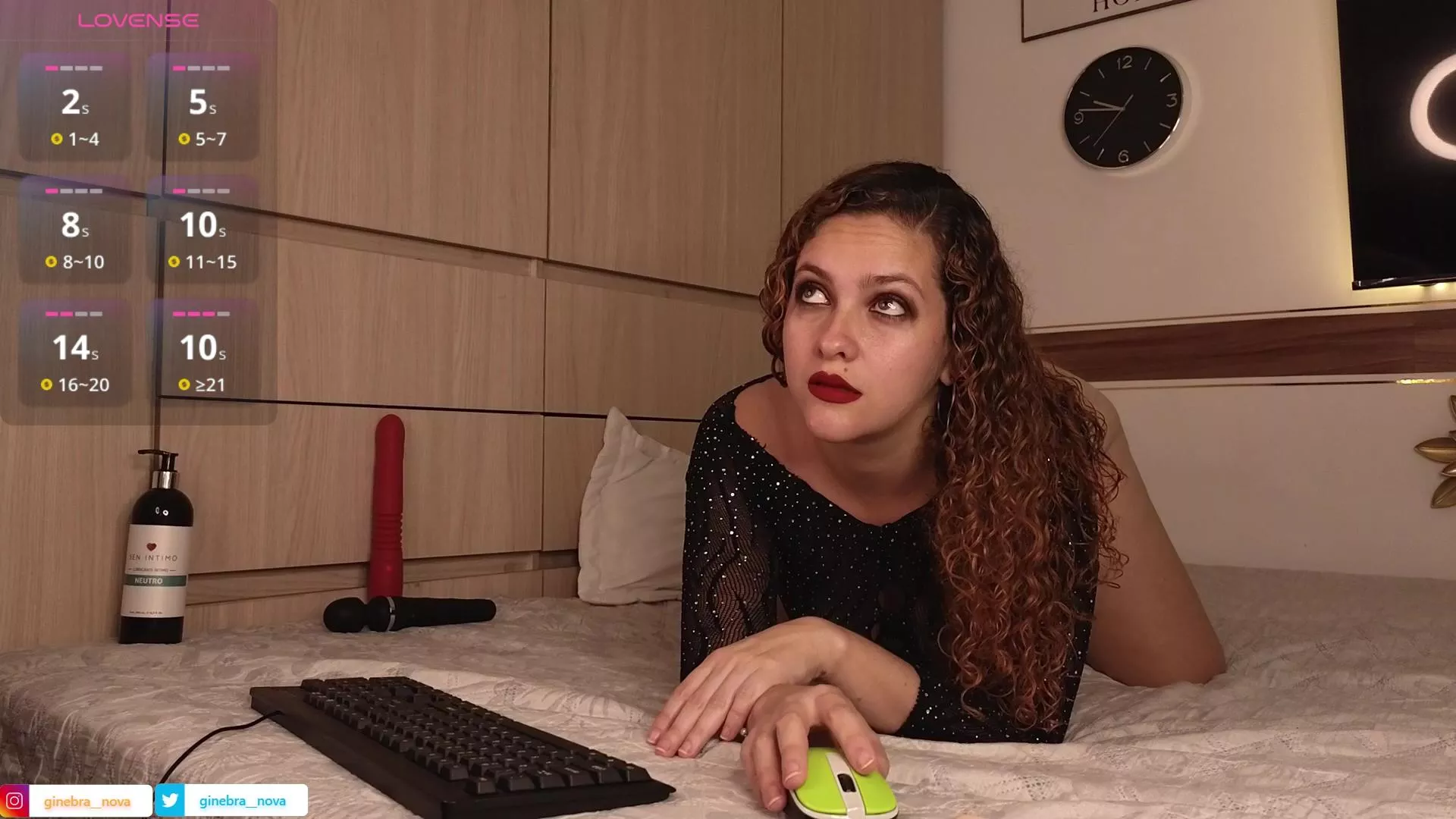 Offline ginebra__nova on Cam4