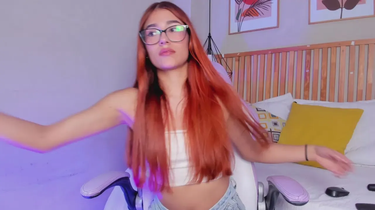 Offline Ginger_Win on Cam4