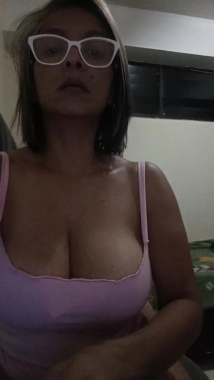 Offline giorginaweb on Cam4