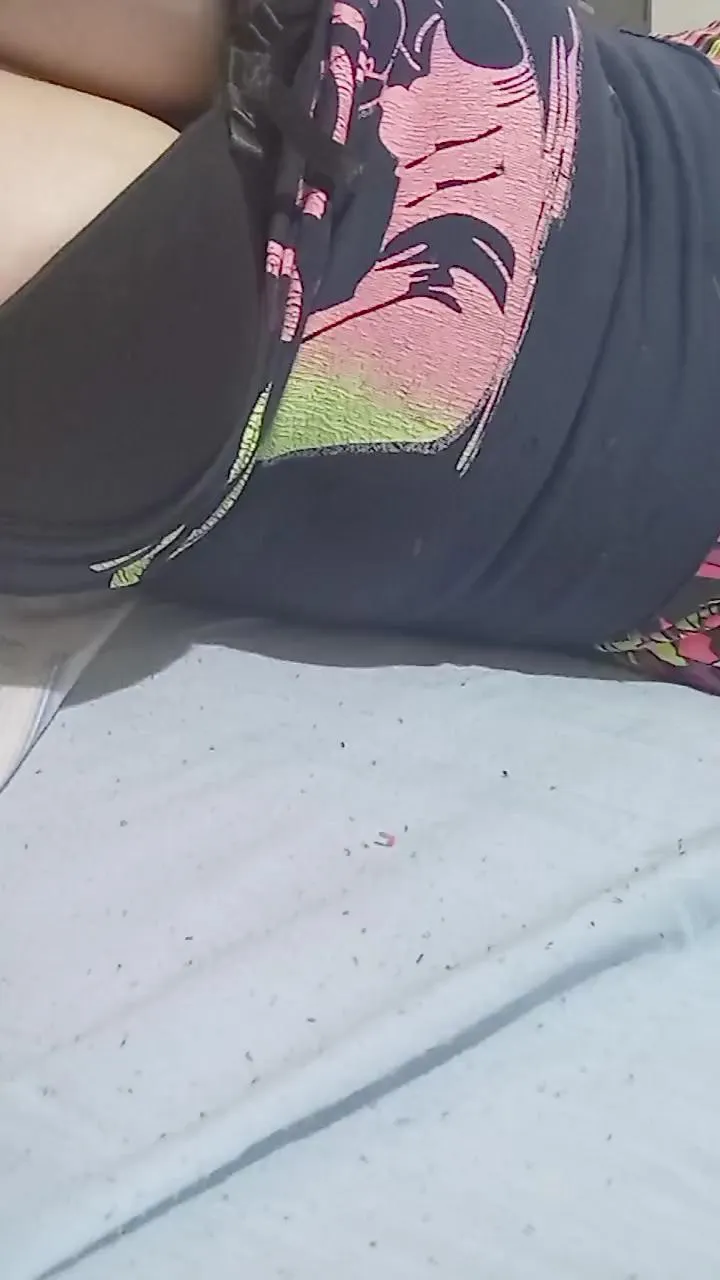 Freechat girlyold on Cam4