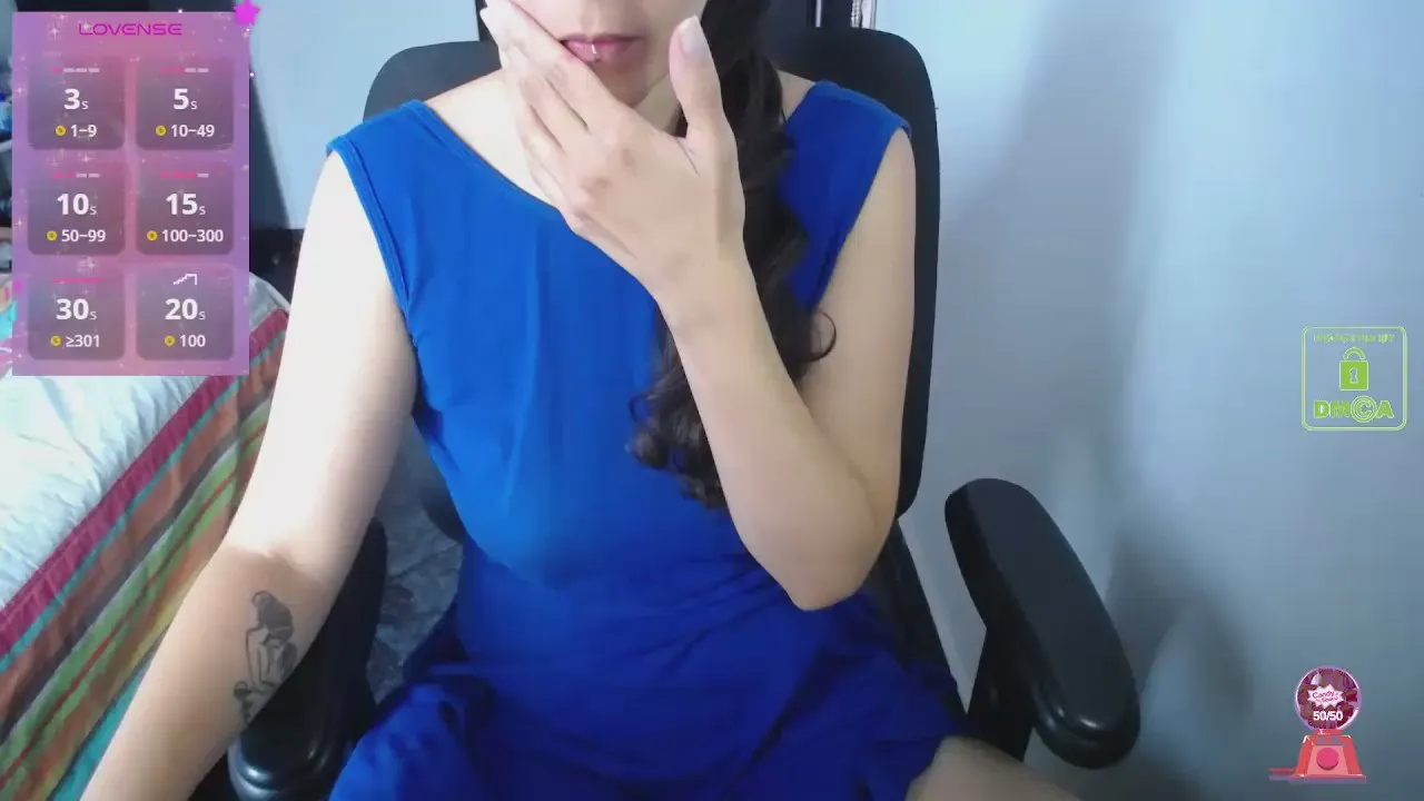 Offline Giselle_moon on Cam4