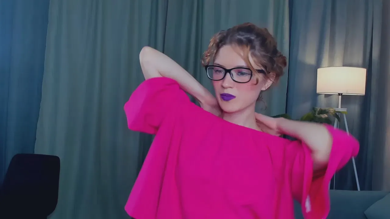 Offline GladysGee on Cam4