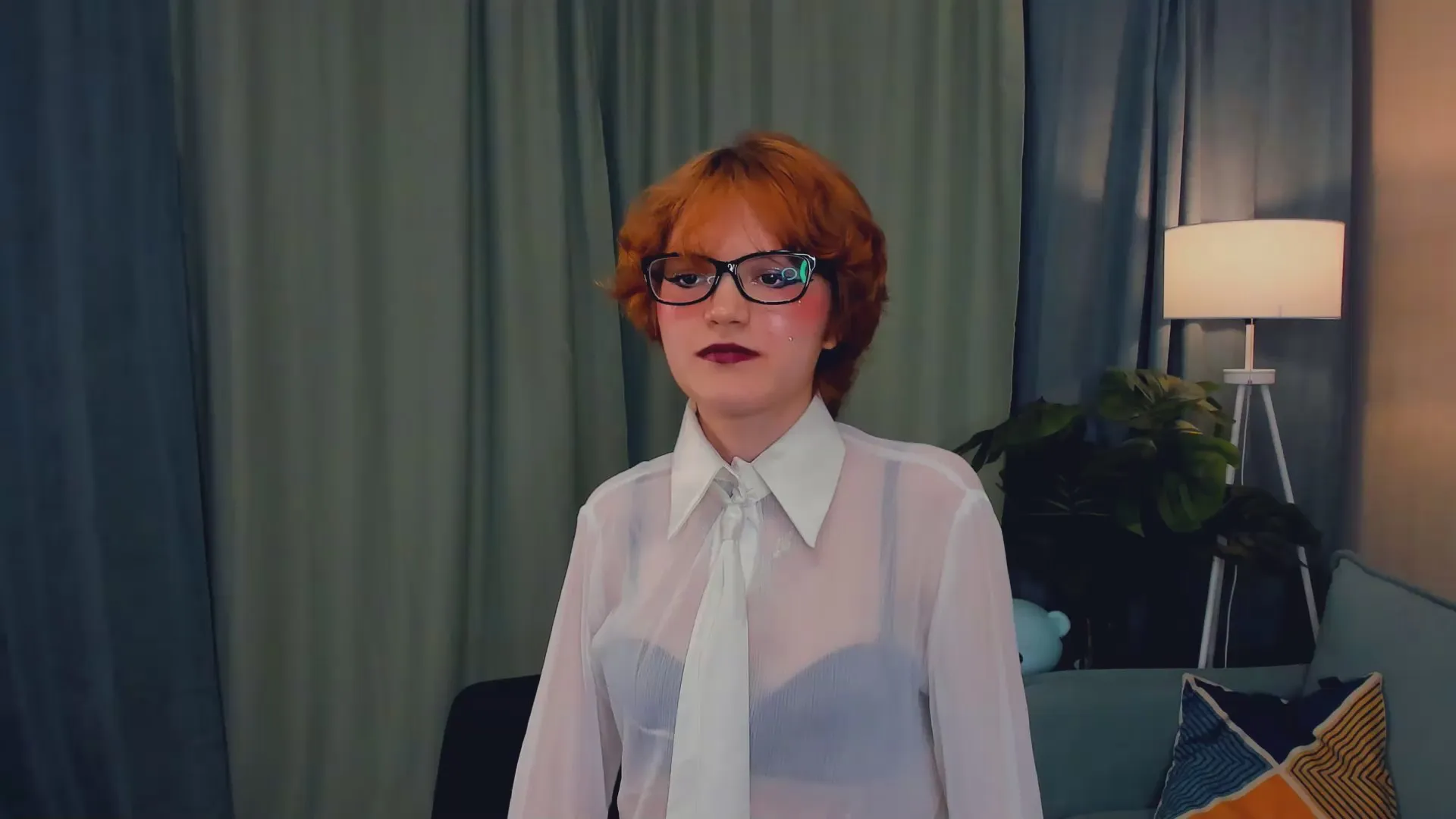 Offline GladysGee on Cam4