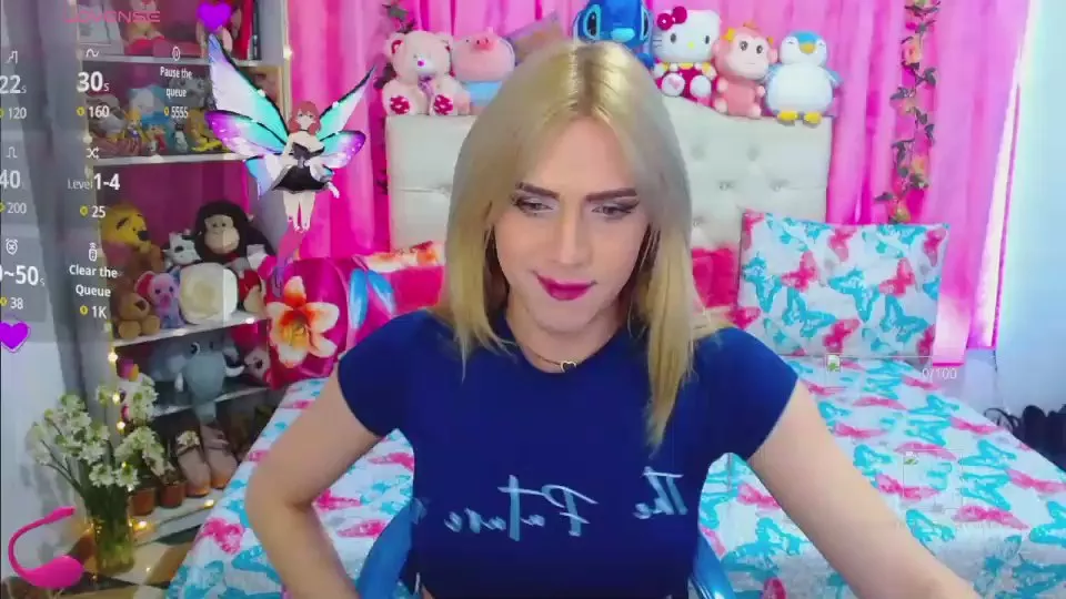 Offline Golden_girl01 on Cam4