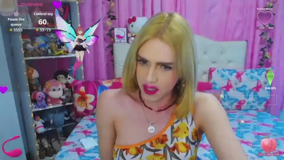 Offline Golden_girl01 on Cam4